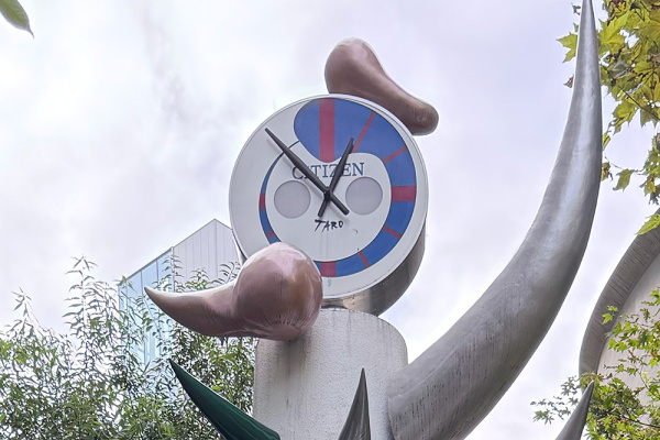 岡本太郎の時計台